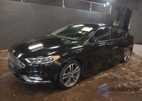 2017 Ford Fusion Titanium z USA, uszkodzony, nr VIN 3FA6P0D93HR197617
